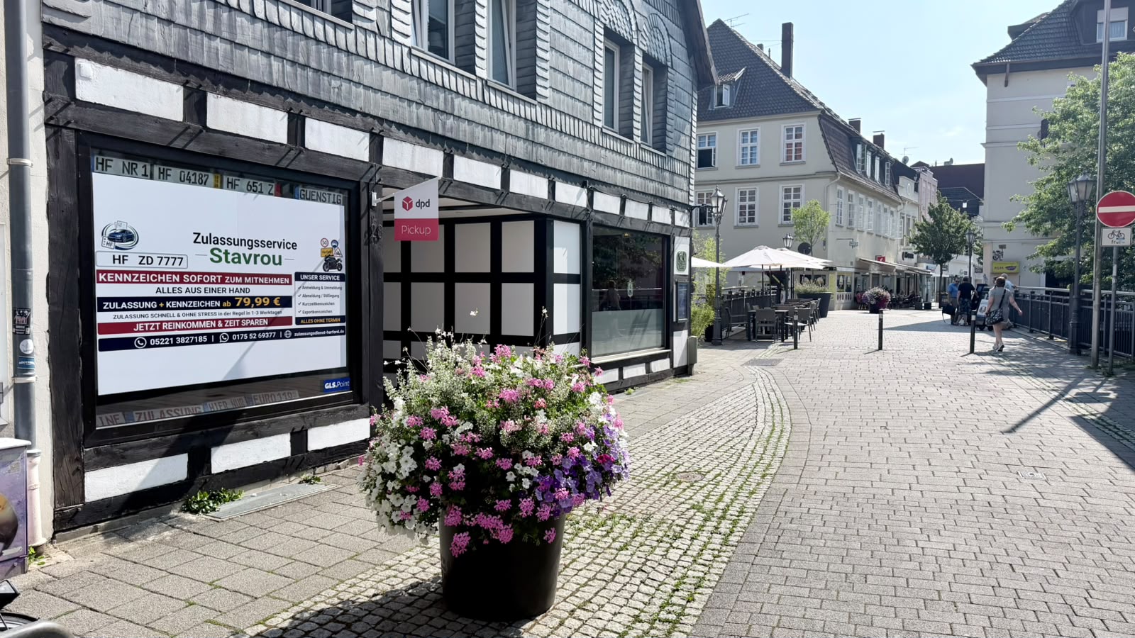 Eingang Zulassungsservice Stavrou, Radewiger Straße 28 in Herford